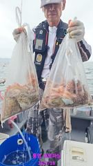 1.96kg 돌문어와 k급 대박 조황 사진